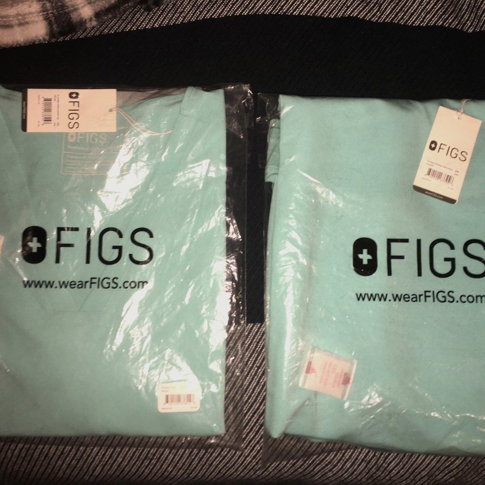 NWT FIGS XXL aqua casma